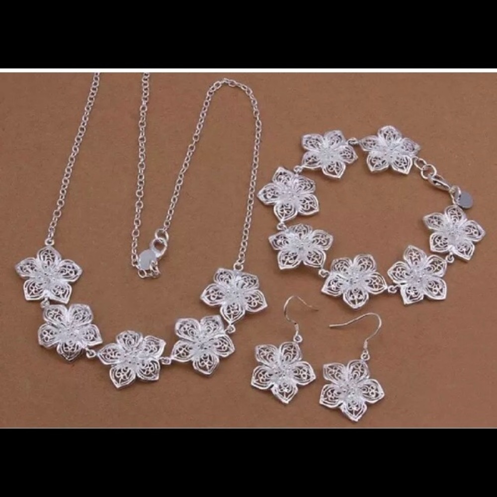 Hibiscus flower set